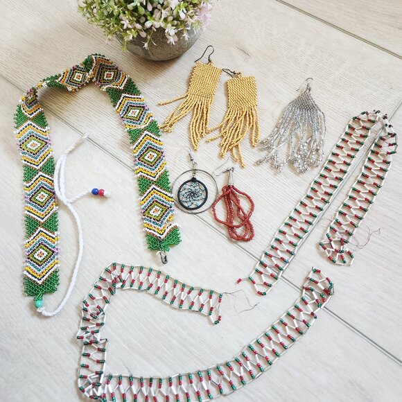 Vintage Native American Handmade Craft & Repair Seed Beaded Jewelry Lot - Picture 1 of 5
